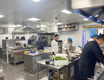 成都学校食堂厨具小黄片链接下载设备生产厂家告诉你选择商用厨具的注意事项